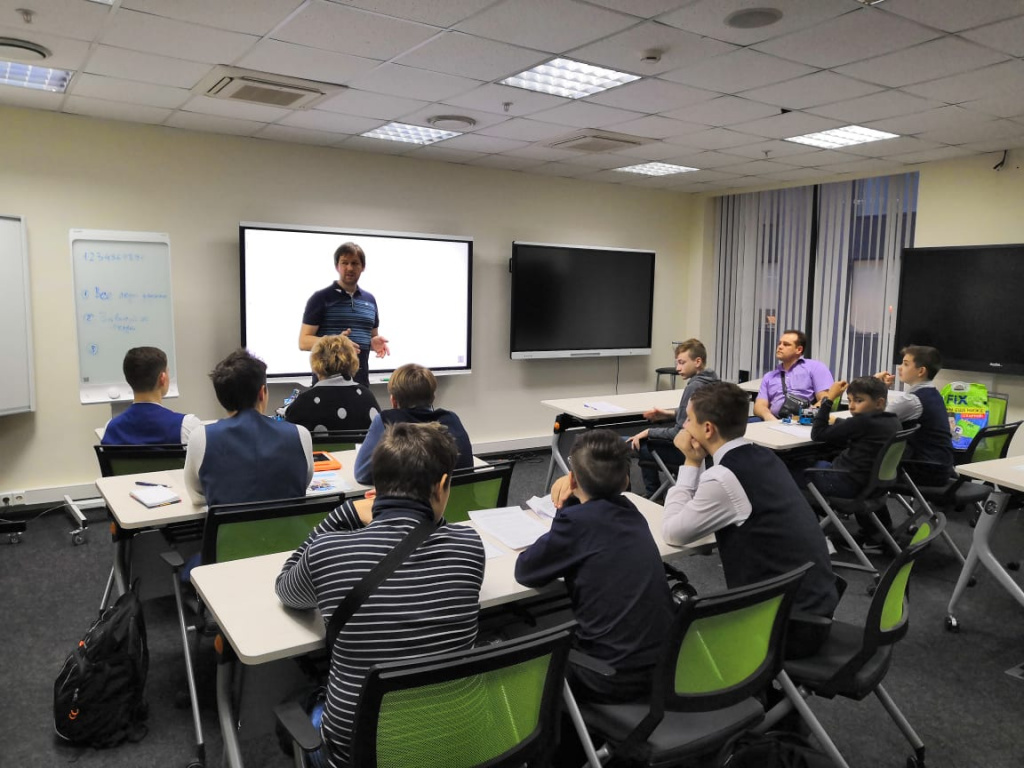 WhatsApp Image 2018-11-15 at 16.55.55 (3).jpeg WhatsApp Image 2018-11-15 at 16.55.55 (3).jpeg