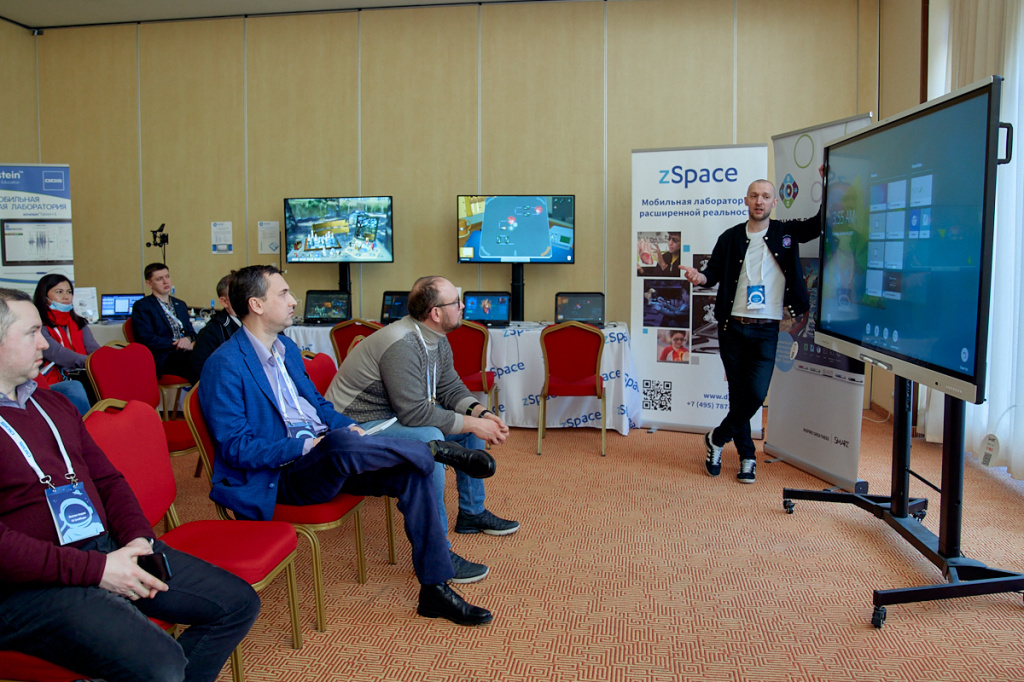 Digis 18_16-49-09.jpg Digis 18_16-49-09.jpg