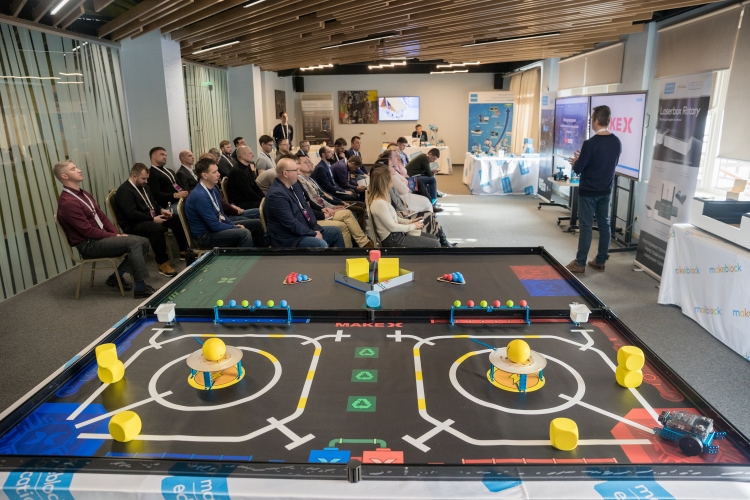 робо4.jpg робо4.jpg