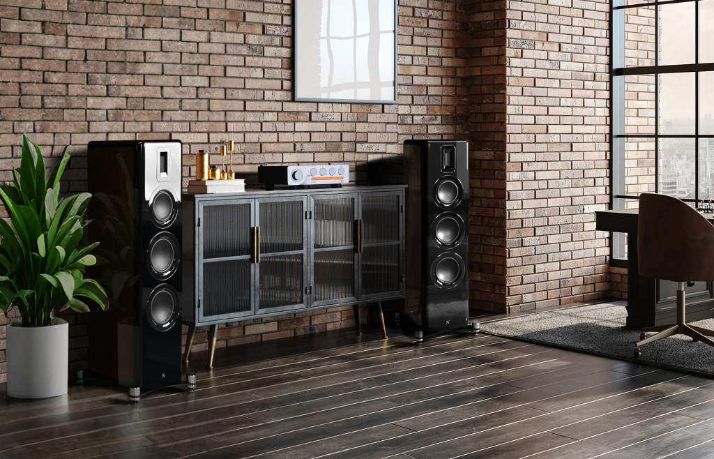 QUAD 3&Revela2_Lifestyle_R1.jpg QUAD 3&Revela2_Lifestyle_R1.jpg