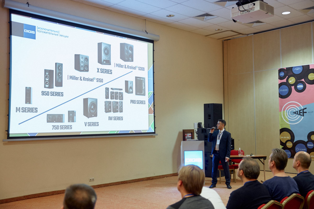 Digis 15_15-29-19.jpg Digis 15_15-29-19.jpg