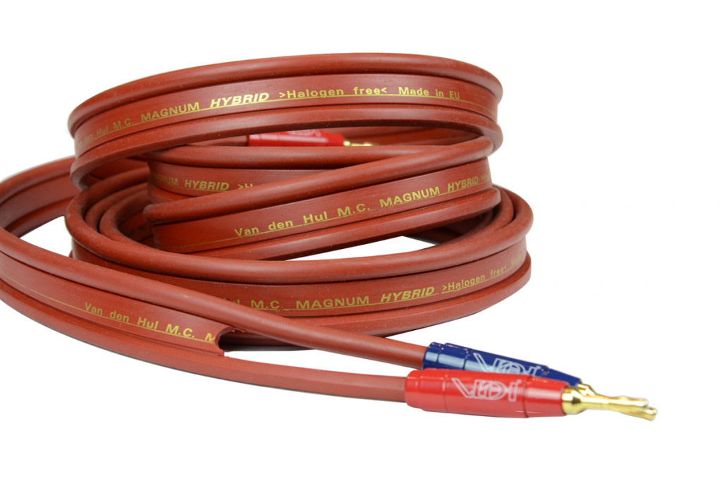 Акустический в нарезку The Magnum Hybrid MKII.jpg Акустический в нарезку The Magnum Hybrid MKII.jpg