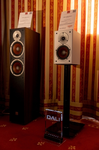 rCKCRGNaE1Y.jpg rCKCRGNaE1Y.jpg