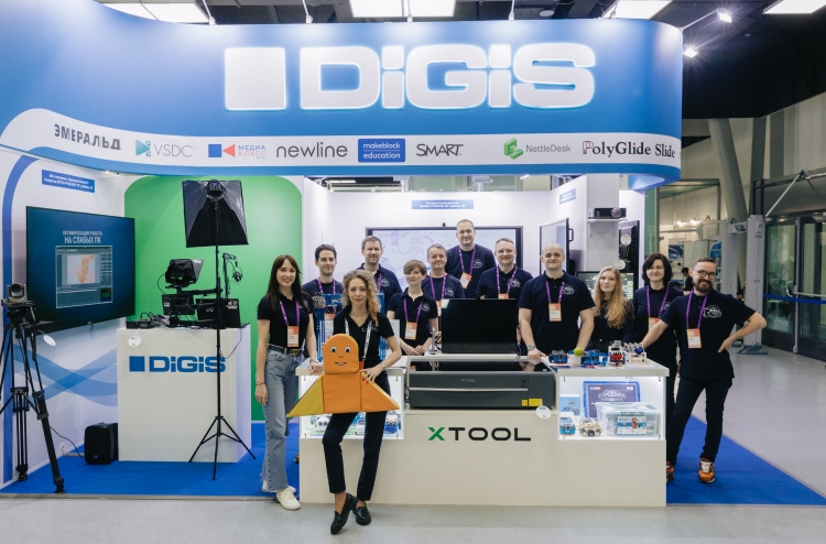 team digis.jpg team digis.jpg