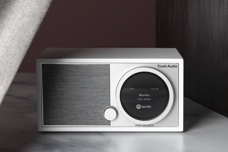 Studio_M1DWHT.jpg Studio_M1DWHT.jpg