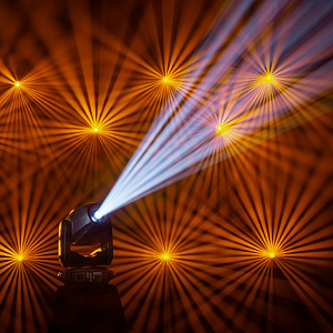 LED прибор Cameo AURO SPOT Z300 LED прибор Cameo AURO SPOT Z300