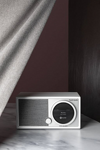 Радиоприемник с Wi-Fi Tivoli Model One Digital Gen 2 Радиоприемник с Wi-Fi Tivoli Model One Digital Gen 2