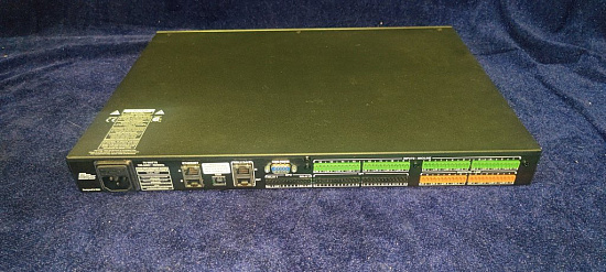 BSS DCP-555 Аудио-процессор для конференций 16x8 с VoIP BSS DCP-555 Аудио-процессор для конференций 16x8 с VoIP
