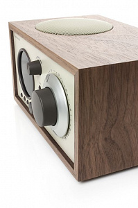 Радиоприемник с часами Tivoli Model One+ Радиоприемник с часами Tivoli Model One+