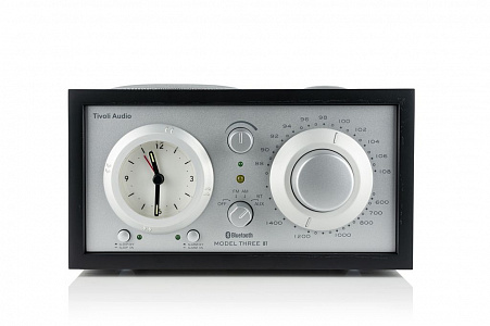 Радиоприемник с часами Tivoli Model Three BT Радиоприемник с часами Tivoli Model Three BT
