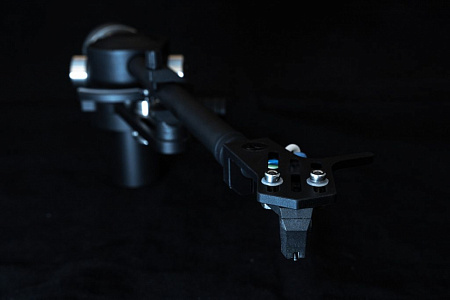 Тонарм TRANSROTOR TRA STUDIO (Черный матовый) Тонарм TRANSROTOR TRA STUDIO (Черный матовый)