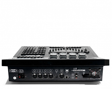 Цифровая консоль управления Exell Lighting EXLCONSOL4 Цифровая консоль управления Exell Lighting EXLCONSOL4