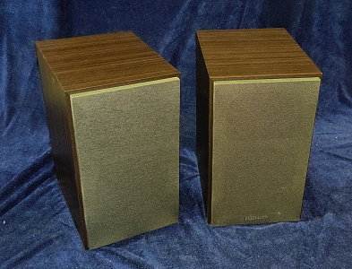 Полочная АС Phaze Audio Tilia 2 цвет: Dark Oak Полочная АС Phaze Audio Tilia 2 цвет: Dark Oak