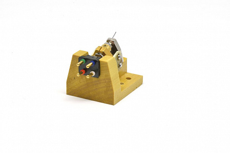 Головка звукоснимателя Van den Hul Crimson XGW “Master Signature” Головка звукоснимателя Van den Hul Crimson XGW “Master Signature”