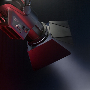 LED прибор Cameo F4 D LED прибор Cameo F4 D