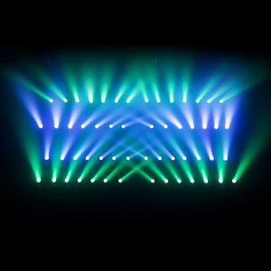 LED прибор Cameo MOVO BEAM 100 LED прибор Cameo MOVO BEAM 100