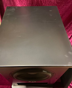 Активный сабвуфер M&K Sound Push-Pull X10, Мощность 350 ватт. Цвет: Матовый черный Активный сабвуфер M&K Sound Push-Pull X10, Мощность 350 ватт. Цвет: Матовый черный