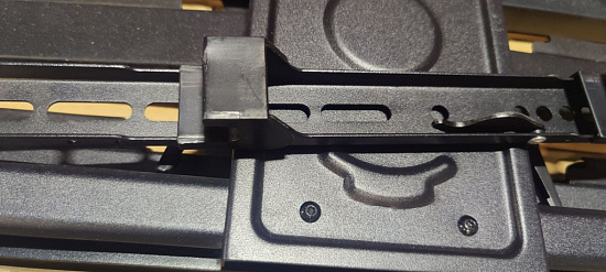 Кронштейн наклонно-поворотный Digis DSM-P4986 Кронштейн наклонно-поворотный Digis DSM-P4986