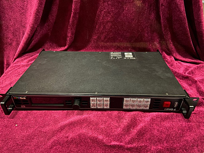 Универсальный масштабатор и коммутатор RGBlink X1pro E серии Venus, разрешение до 4K Универсальный масштабатор и коммутатор RGBlink X1pro E серии Venus, разрешение до 4K