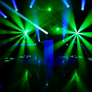 LED прибор Cameo AZOR B1 LED прибор Cameo AZOR B1