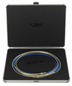 Кабель межблочный аналоговый RCA Van den Hul The Platinum Hybrid Mk II Balanced. Длина 1 метр Кабель межблочный аналоговый RCA Van den Hul The Platinum Hybrid Mk II Balanced. Длина 1 метр