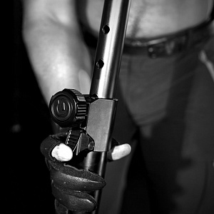 Профессиональная спикерная стойка Gravity TSP 5212 LB Профессиональная спикерная стойка Gravity TSP 5212 LB