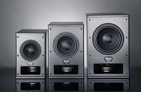 Активный сабвуфер M&K Sound Push-Pull X12, Мощность 400 ватт. Цвет: Матовый черный Активный сабвуфер M&K Sound Push-Pull X12, Мощность 400 ватт. Цвет: Матовый черный