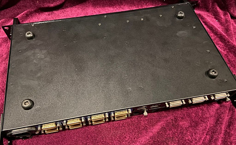 Универсальный масштабатор и коммутатор RGBlink X1pro E серии Venus, разрешение до 4K Универсальный масштабатор и коммутатор RGBlink X1pro E серии Venus, разрешение до 4K