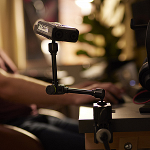 Универсальный поворотный кронштейн Gravity MA VARIARM M 14 Универсальный поворотный кронштейн Gravity MA VARIARM M 14