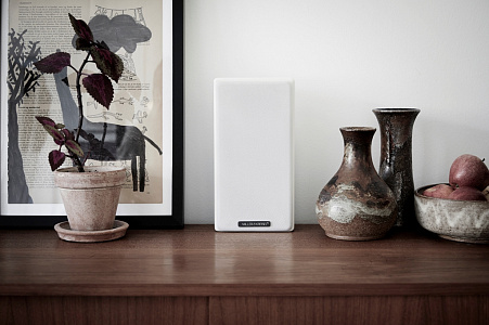 Полочные акустические системы M&K Sound M50 Цвет: Матовый белый. Полочные акустические системы M&K Sound M50 Цвет: Матовый белый.