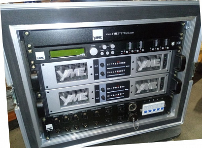 Рэк 8U на колёсах с усилителями и процессором YME RK-8RU GT Рэк 8U на колёсах с усилителями и процессором YME RK-8RU GT