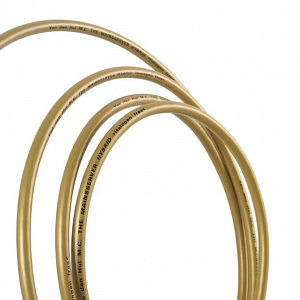 Сетевой кабель Van den Hul M.C. The Mainsserver Hybrid Длина 1,5 метра Разъем Schuko > IEC Сетевой кабель Van den Hul M.C. The Mainsserver Hybrid Длина 1,5 метра Разъем Schuko > IEC