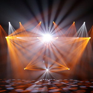 LED прибор Cameo AURO SPOT 200 LED прибор Cameo AURO SPOT 200