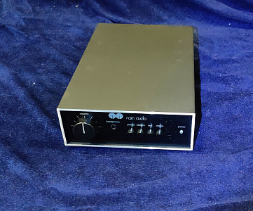 Интегральный усилитель Naim Nait 50 Интегральный усилитель Naim Nait 50