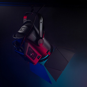 LED прибор Cameo F4 FC LED прибор Cameo F4 FC