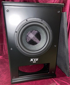 Активный сабвуфер M&K Sound Push-Pull X10, Мощность 350 ватт. Цвет: Матовый черный Активный сабвуфер M&K Sound Push-Pull X10, Мощность 350 ватт. Цвет: Матовый черный