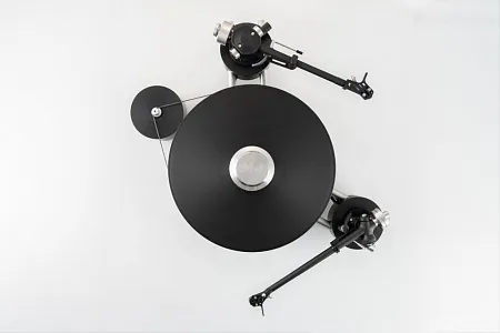 Виниловый проигрыватель Transrotor MAX NERO Rega RB 330 Виниловый проигрыватель Transrotor MAX NERO Rega RB 330