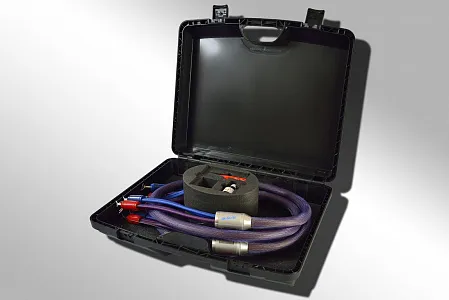 Акустический кабель Van den Hul Mounted set 3T The Cumulus Hybrid. 5 метров пара. Разъем BERRI (2-2) Цвет: золотой Акустический кабель Van den Hul Mounted set 3T The Cumulus Hybrid. 5 метров пара. Разъем BERRI (2-2) Цвет: золотой