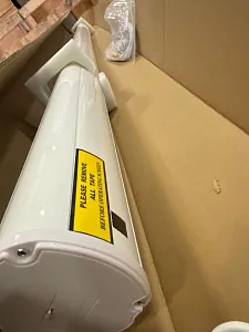 Экран настенный с электроприводом Digis DSEES-16904W_70 Экран настенный с электроприводом Digis DSEES-16904W_70