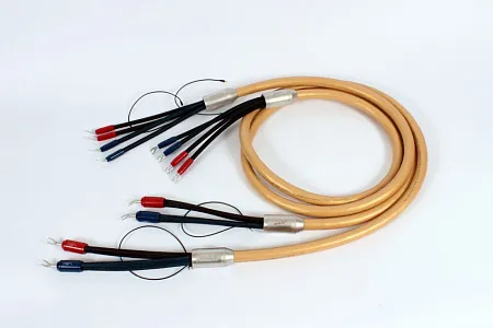 Акустический кабель Van den Hul Mounted set 3T The Cumulus Hybrid Limited Edition. 2,5 метра пара. Разъем BERRI bi-amping (4-4) Акустический кабель Van den Hul Mounted set 3T The Cumulus Hybrid Limited Edition. 2,5 метра пара. Разъем BERRI bi-amping (4-4)